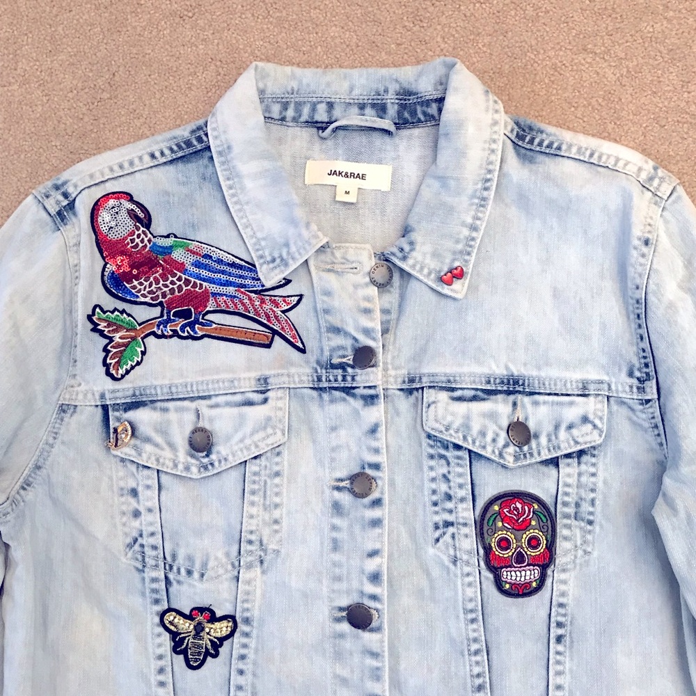 Denim Trucker Jacket Womens Medium White Wash Blue Patches Cotton Jean Jacket - Picture 2 of 16